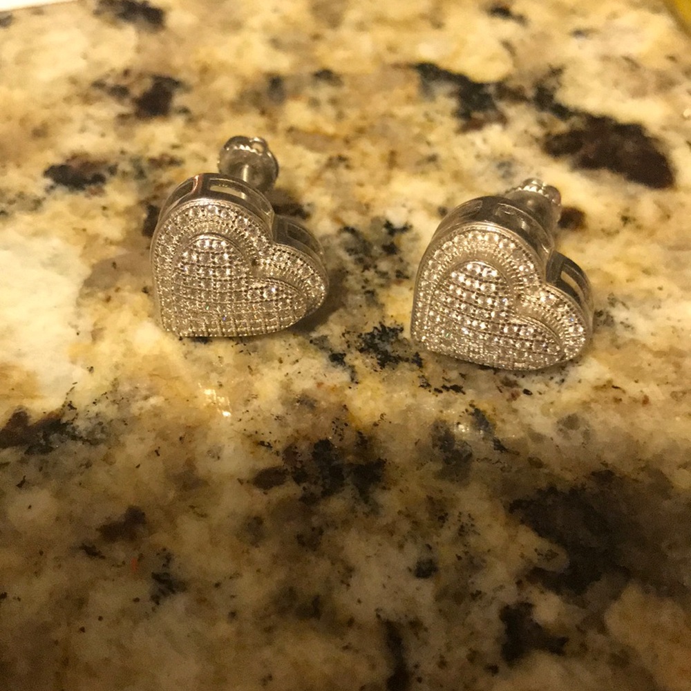 White gold heart earrings